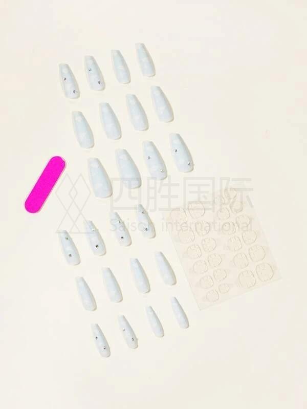 24pcs Clouds Pattern Fake Nail Set