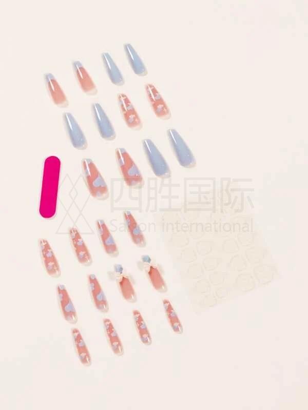 24pcs Heart Pattern Fake Nail Set