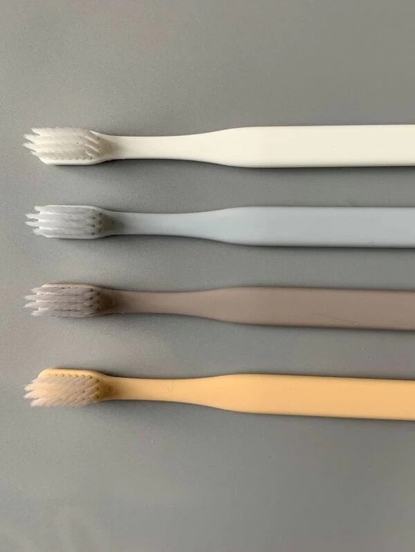 4pcs Random Color Toothbrush