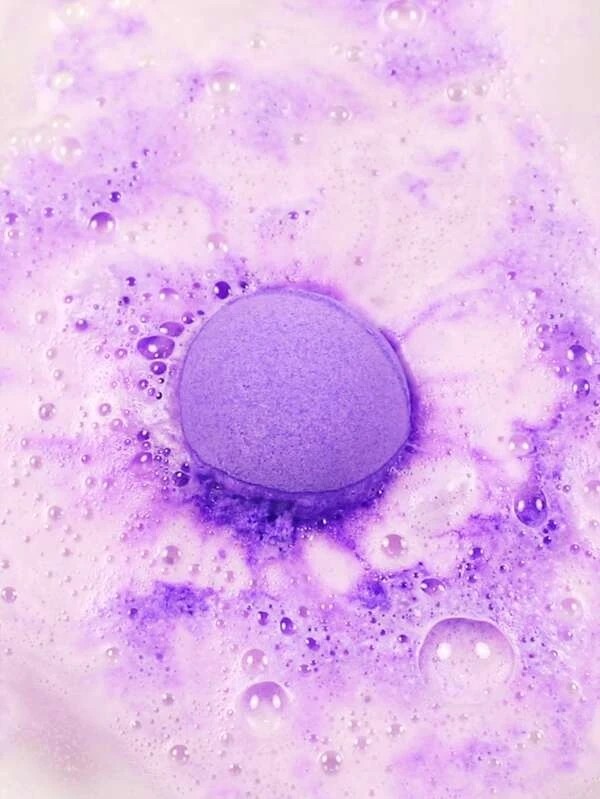 Coconut Scented Two-tone Bath Bomb