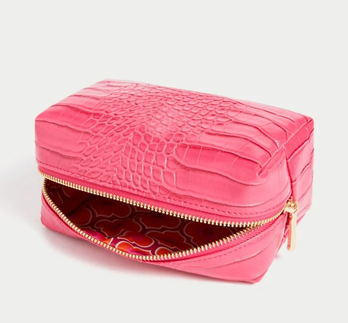 FUCHSIA CROC PU LARGE VANITY CASE