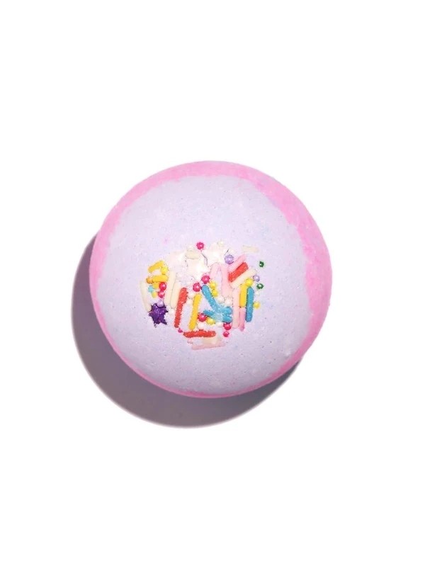 Fresh Cream Candy Scented Bath Bomb