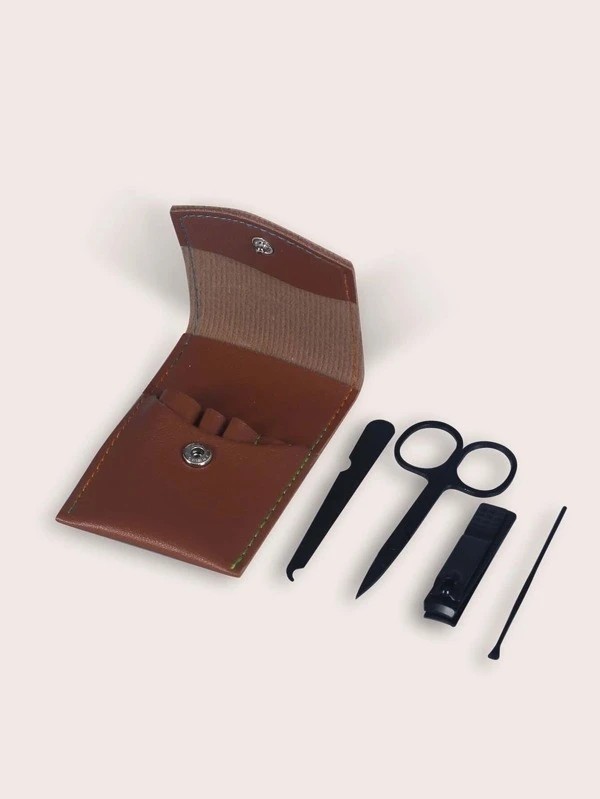 Portable manicure tools with bags